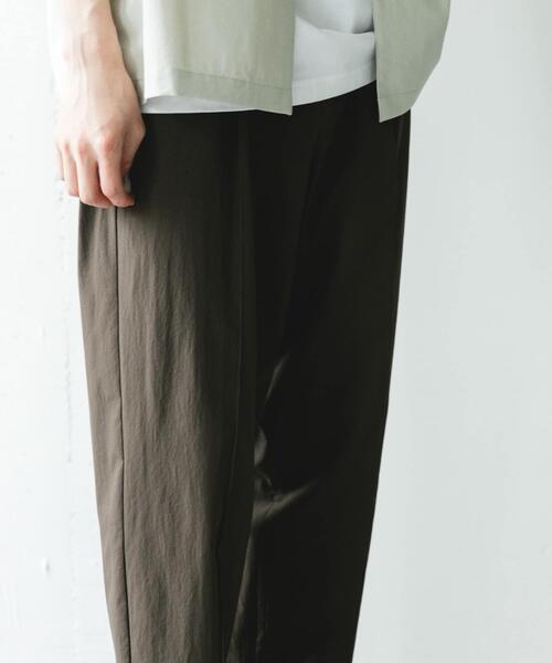 URBAN RESEARCH DOORS(アーバンリサーチドアーズ)の「ステッチクリース テーパードトラウザー(その他パンツ・メンズ・ブラウン/ネイビー・MEDIUM/LARGE)」の7枚目の写真