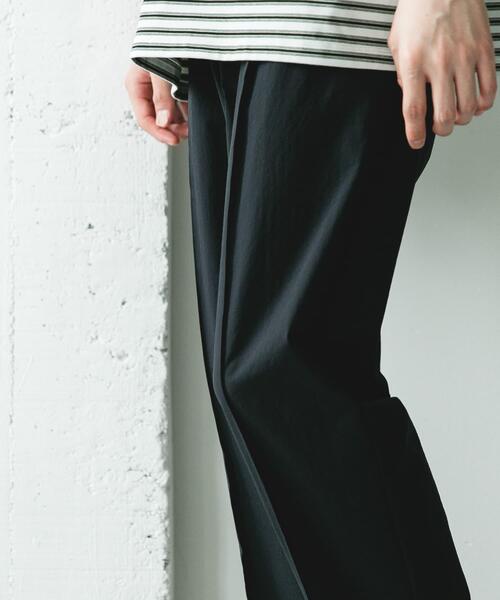 URBAN RESEARCH DOORS(アーバンリサーチドアーズ)の「ステッチクリース テーパードトラウザー(その他パンツ・メンズ・ブラウン/ネイビー・MEDIUM/LARGE)」の15枚目の写真