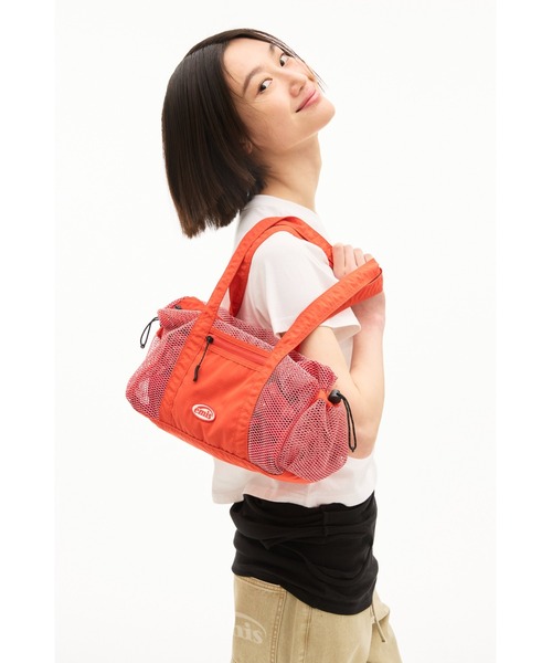 EMIS(イミス)の「MESH DUFFLE BAG(ショルダーバッグ・レディース・ブラック/レッド/ライトブルー・FREE)」の18枚目の写真