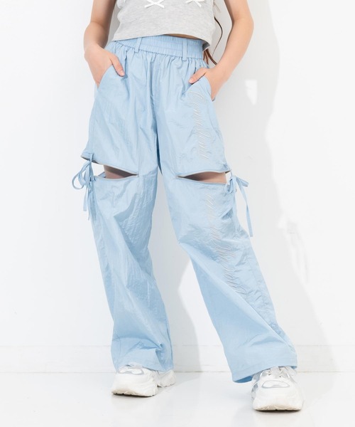 ANAP GiRL(アナップガール)の「サイドリボン ジップ シャカ 2WAYパンツ(その他パンツ・キッズ・レッド/サックスブルー/ブラック・M/XS/S)」の10枚目の写真