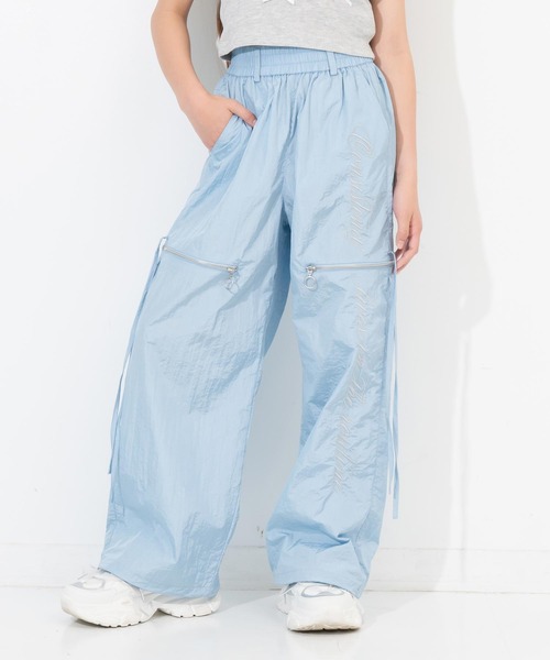 ANAP GiRL(アナップガール)の「サイドリボン ジップ シャカ 2WAYパンツ(その他パンツ・キッズ・レッド/サックスブルー/ブラック・M/XS/S)」の9枚目の写真