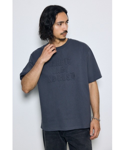 AZUL by moussy(アズールバイマウジー)の「エンボスロゴTシャツ(Tシャツ/カットソー・メンズ・ホワイト/ライトブルー/ライトブラック・LARGE/MEDIUM)」の22枚目の写真