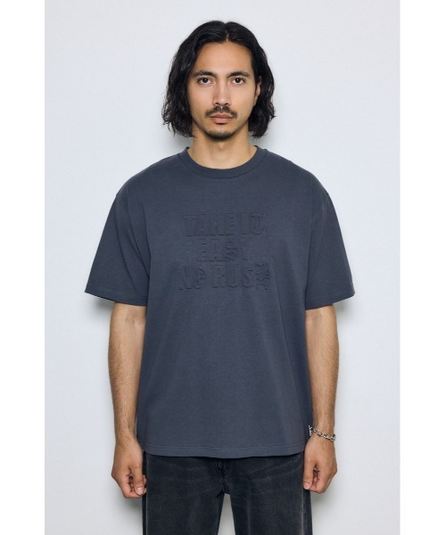 AZUL by moussy(アズールバイマウジー)の「エンボスロゴTシャツ(Tシャツ/カットソー・メンズ・ホワイト/ライトブルー/ライトブラック・LARGE/MEDIUM)」の13枚目の写真