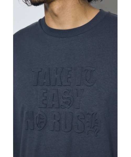 AZUL by moussy(アズールバイマウジー)の「エンボスロゴTシャツ(Tシャツ/カットソー・メンズ・ホワイト/ライトブルー/ライトブラック・LARGE/MEDIUM)」の16枚目の写真