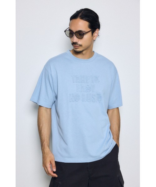 AZUL by moussy(アズールバイマウジー)の「エンボスロゴTシャツ(Tシャツ/カットソー・メンズ・ホワイト/ライトブルー/ライトブラック・LARGE/MEDIUM)」の8枚目の写真
