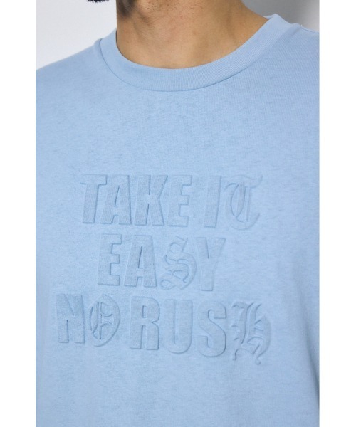 AZUL by moussy(アズールバイマウジー)の「エンボスロゴTシャツ(Tシャツ/カットソー・メンズ・ホワイト/ライトブルー/ライトブラック・LARGE/MEDIUM)」の5枚目の写真