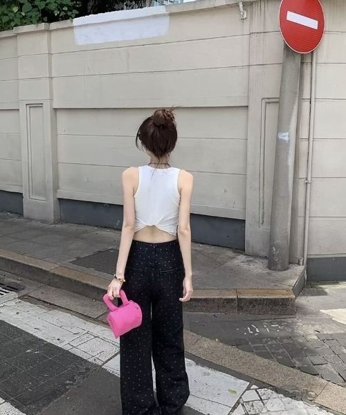 Ritzy(リッツィー)の「小花柄イージーワイドパンツ(その他パンツ・レディース・ブラック・M)」の5枚目の写真