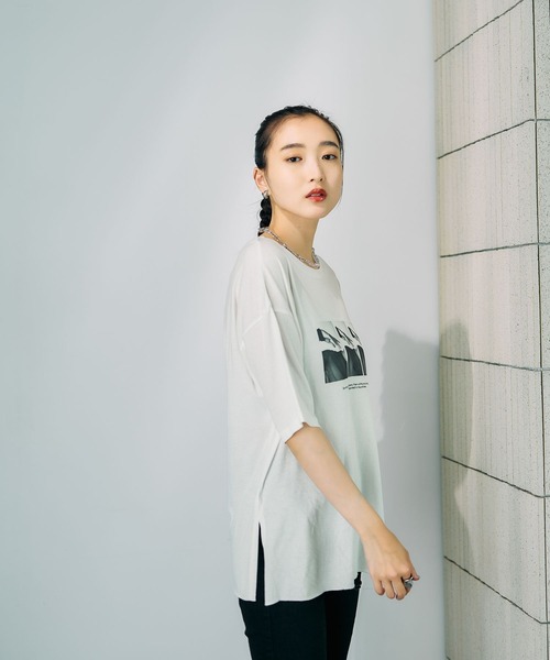 LEPSIM(レプシィム)の「アソートフォトプリントT 898359(Tシャツ/カットソー・レディース・ブラック/オフホワイト/ホワイト/チャコールグレー・FREE)」の22枚目の写真