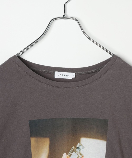 LEPSIM(レプシィム)の「アソートフォトプリントT 898359(Tシャツ/カットソー・レディース・ブラック/オフホワイト/ホワイト/チャコールグレー・FREE)」の13枚目の写真