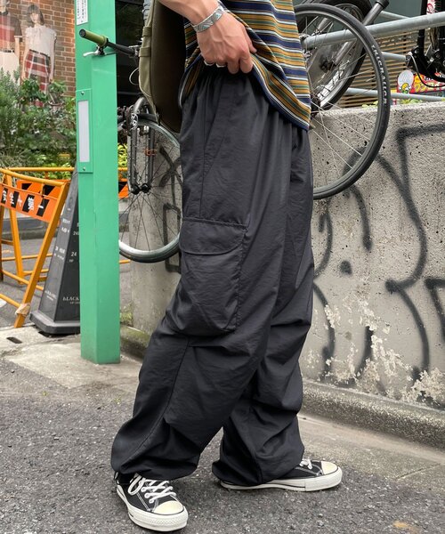 CIAOPANIC(チャオパニック)の「ナイロンタックカーゴパンツ(その他パンツ・メンズ・カーキ/ブラック・MEDIUM/LARGE)」の4枚目の写真