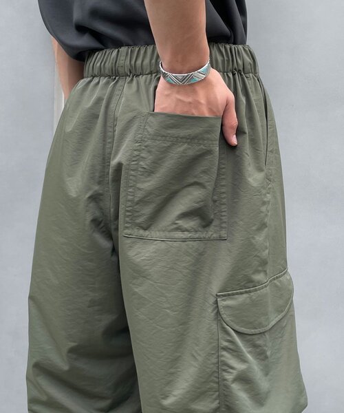 CIAOPANIC(チャオパニック)の「ナイロンタックカーゴパンツ(その他パンツ・メンズ・カーキ/ブラック・MEDIUM/LARGE)」の19枚目の写真