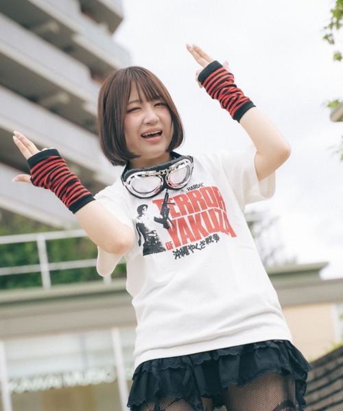 ハードコアチョコレート(ハードコアチョコレート)の「沖縄やくざ戦争(ラッパ呑みバニラホワイト)(Tシャツ/カットソー・メンズ・オフホワイト・XX-LARGE/X-LARGE/LARGE)」の6枚目の写真
