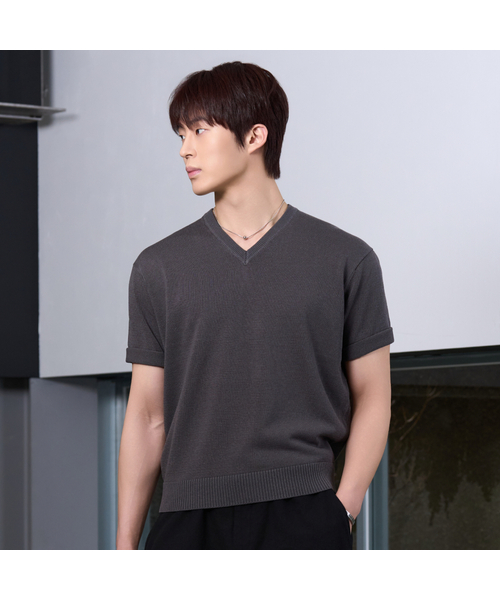 HYOJI(ヒョージ)の「26 SS ウォッシャブルリネンVネッククロップニット(6カラー)(ニット/セーター・メンズ・ブラック/チャコール/グレー/ネイビー/クリーム/レッド・M/L/XL)」の3枚目の写真