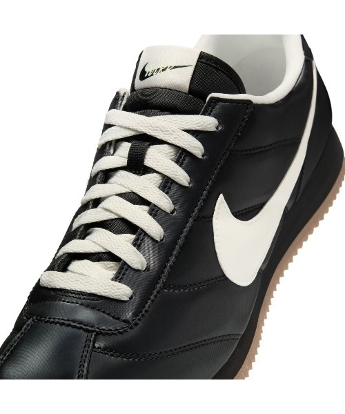 NIKE（ナイキ）の「NIKE Cortez SE（ナイキ コルテッツ SE）（スニーカー・レディース・ブラック系・23.5cm/23cm/24cm/24.5cm/25cm）」の5枚目の写真