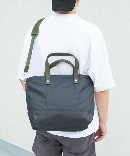 POLeR（ポーラー）の「POLER　WASABI&POLER Durable Tent Tote S（トートバッグ・メンズ・ブラック・ONE SIZE）」の3枚目の写真