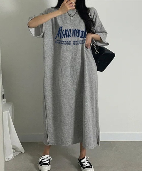 Lips(リップス)の「ゆるっと着るだけでこなれ見え!ロゴプリントが映える大人カジュアルTシャツワンピース(ワンピース・レディース・グレー/ピンク/ホワイト/ブラック・FREE)」の8枚目の写真