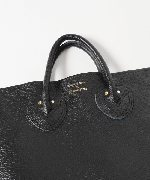 YOUNG&OLSEN The DRYGOODS STORE(ヤングアンドオルセン)の「YOUNG & OLSEN/ EMBOSSED LEATHER TOTE M / Y02501-GD003 秋服 冬服(トートバッグ・レディース・ブラック/ブラウン・FREE)」の4枚目の写真