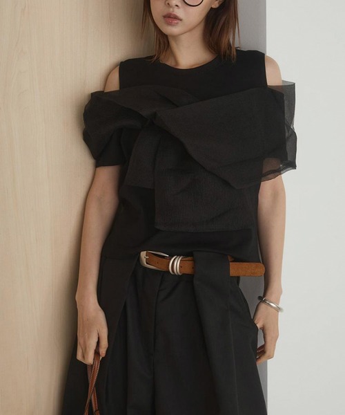 ADDITION STORE(アディションストア)の「\胸元から袖周りのチュールが女子力UP/シアーチュールスリーブ オフショルTシャツ(Tシャツ/カットソー・レディース・ホワイト/ブラック・FREE)」の9枚目の写真