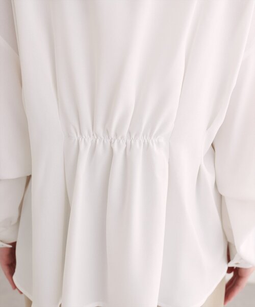 natural couture(ナチュラルクチュール)の「【sherbet line】ウエストタック2WAY袖ブラウス(シャツ/ブラウス・レディース・ライトグレー/オフホワイト/ドット/ブラウン/ネイビー・FREE)」の16枚目の写真