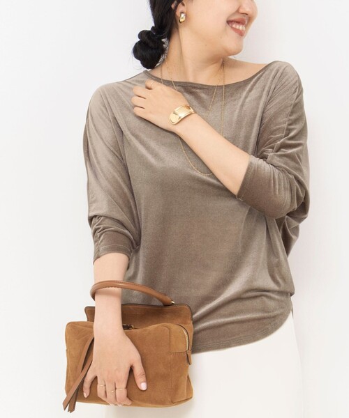 NOLLEY’S Sophi(ノーリーズソフィ)の「【BECシリーズ】ウォッシャブルベロアドルマン2WAYプルオーバー(Tシャツ/カットソー・レディース・ブラック/サーモンピンク/カーキ・38)」の3枚目の写真