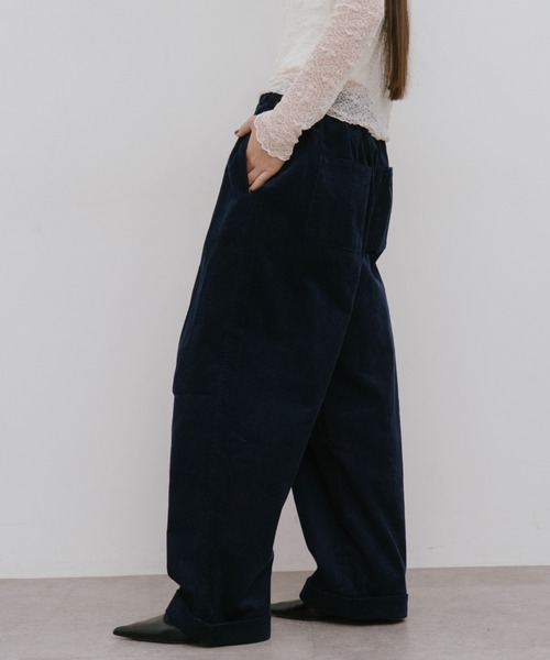 HANNE(アン)の「コーデュロイロールアップカーブパンツ(その他パンツ・レディース・ベージュ/ネイビー・S/M)」の9枚目の写真