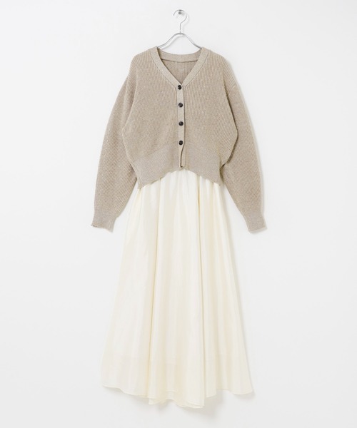 URBAN RESEARCH ROSSO WOMEN(アーバンリサーチ ロッソ)の「『WEB限定』ラメニットカーディガン+スカートセット(カーディガン/ボレロ・レディース・ブラック系その他/ベージュ系その他・FREE)」の17枚目の写真