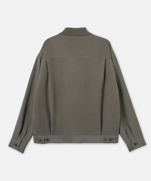 SEAGREEN（シーグリーン）の「SEAGREEN(シーグリーン) ECO SUEDE TRACKER JACKET エコスエードトラッカージャケット（ブルゾン・メンズ・ブラック/グレイッシュベージュ・3/4/2）」の4枚目の写真