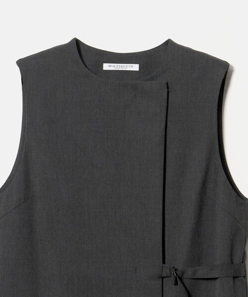 BEAUTY&YOUTH UNITED ARROWS(ビューティーアンドユースユナイテッドアローズ)の「ベルト 2WAY ワンピース 防シワ(ワンピース・レディース・ダークグレー/モカ・S/XS/M)」の4枚目の写真