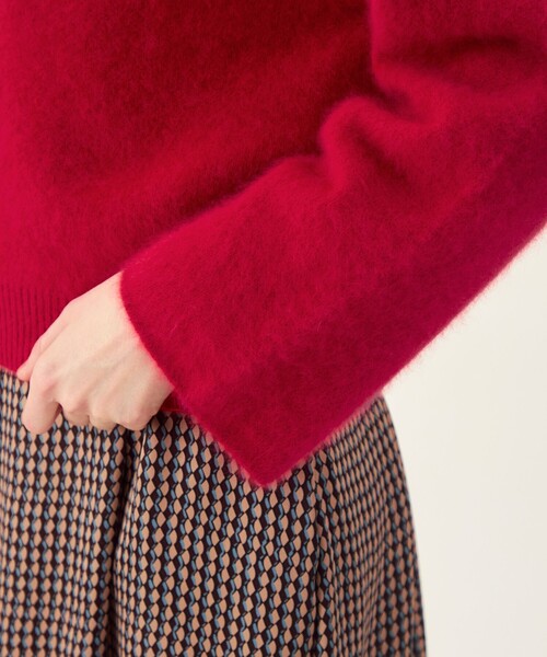 BALLSEY(ボールジィ)の「フラッフィーヤーン ビルドネックプルオーバー(ニット/セーター・レディース・ダークブラウン/ライトブルー/レッド・S)」の10枚目の写真