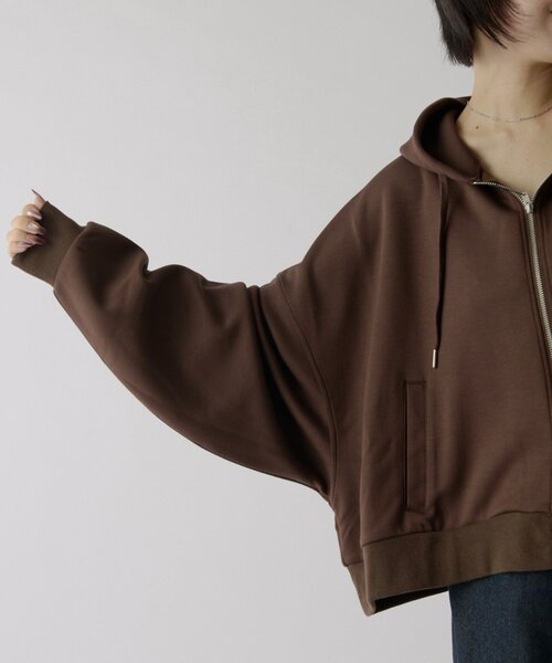 goocy(グーシー)の「ボンディングレギュラーフードパーカー(Tシャツ/カットソー・レディース・ブラック/グレー/ブラウン・FREE)」の6枚目の写真