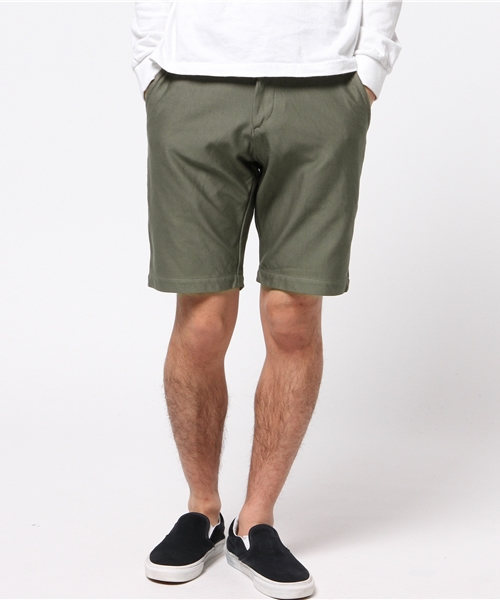 BHY-biography(ビーエイチワイバイオグラフィー)の「SWEAT TWILL CHINO SHORTS/スウェットツイルチノショートパンツ(デニムパンツ・メンズ・カーキ/オリーブ・48/46/44)」の1枚目の写真