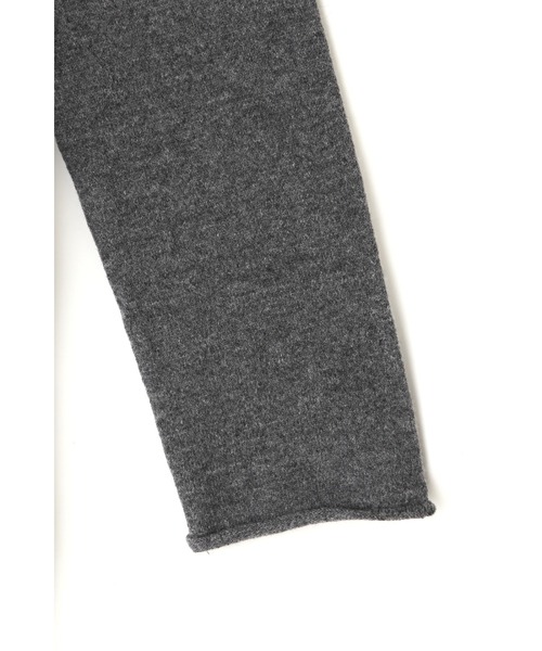 YLEVE(イレーヴ)の「YLEVE / WOOL CASHMERE KN OP(ワンピース・レディース・ブラック/グレー・1)」の4枚目の写真