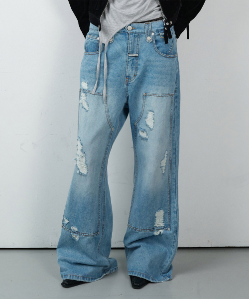 THEVINYLHOUSE(ザバイニルハウス)の「DESTROYED BOOTS CUT DENIM PANTS LIGHT BLUE(デニムパンツ・レディース・その他・SMALL/MEDIUM/LARGE)」の2枚目の写真