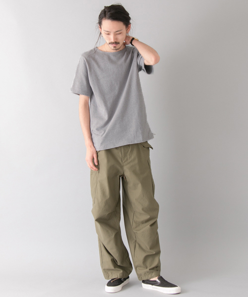 URBAN RESEARCH(アーバンリサーチ)の「バスクTシャツ(Tシャツ/カットソー・メンズ・ホワイト/キャメル/ブラック/グレー×ホワイト/ホワイト×ネイビー/グレー・LARGE/SMALL/MEDIUM)」の18枚目の写真