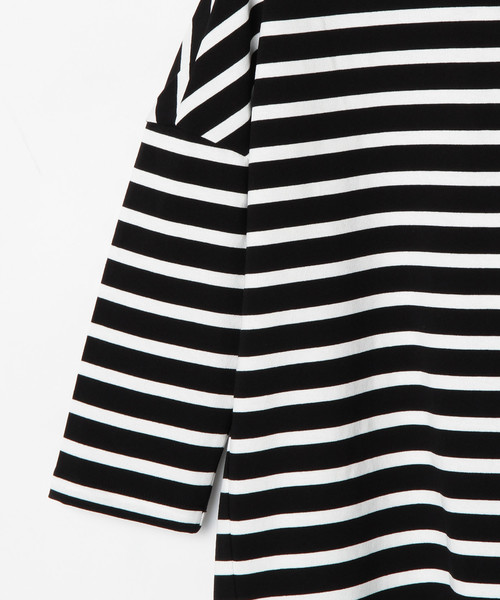 Tiara（ティアラ）の「バックスリットリボントップス（Tシャツ/カットソー・レディース・ブラック×ホワイト/ホワイト×ネイビー・9）」の5枚目の写真