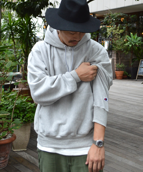 Champion（チャンピオン）の「【champion】チャンピオン 12oz リバースウィーブ プルオーバーパーカー フード（パーカー・メンズ・グレー/ブラック/ネイビー/ダークグリーン/ブラウン/シルバーグレー/ワインレッド/ホワイト/レッド・M/L/XL/S）」の16枚目の写真