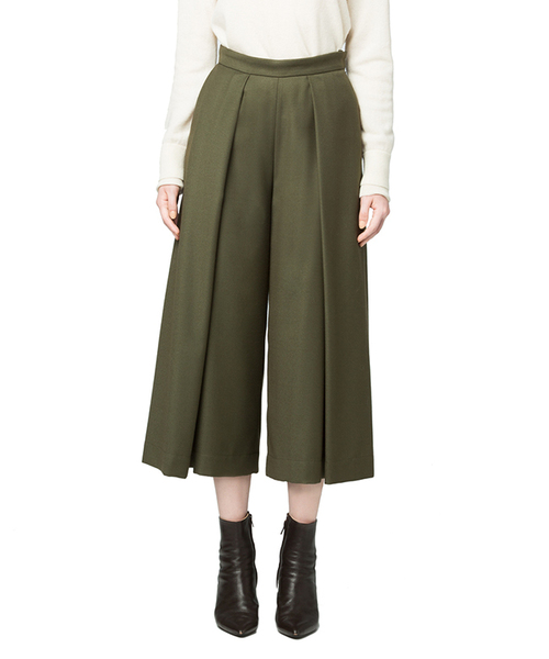 CLANE(クラネ)の「WIDE TUCK GAUCHO PANTS(その他パンツ・レディース・グリーン/グレー/ブラック・2/0/1)」の4枚目の写真