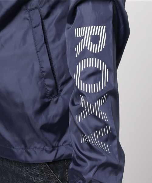 ROXY(ロキシー)の「TROPICAL DAYS JACKET(その他アウター・レディース・ホワイト/ネイビー/ブラック・MEDIUM/LARGE/SMALL)」の10枚目の写真