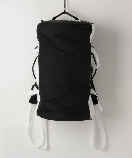 THE NORTH FACE（ザノースフェイス）の「ザ・ノース・フェイス ドラムバッグ / ベースキャンプダッフルXS（ドラムバッグ・メンズ・グリーン系カモフラージュ/イエロー/ピンク系その他/レッド/ネイビー/ホワイト×ブラック/ブラック/グレー系その他/グリーン系その他/ブルー系その他3・ONE SIZE）」の12枚目の写真