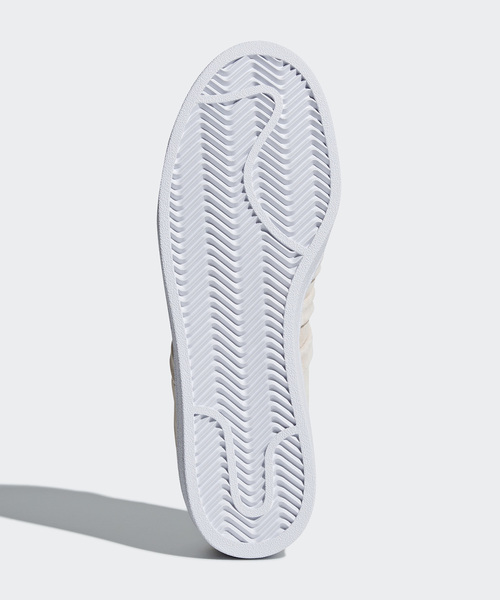 adidas（アディダス）の「オリジナルス キャンパス [CAMPUS STITCH AND TURN]（スニーカー・メンズ・ブラック/アイボリー・22.0cm/22.5cm/23.0cm/23.5cm/24.0cm/24.5cm/25.0cm/25.5cm/26.0cm/26.5cm/27.0cm/27.5cm/28.0cm/28.5cm/29.0cm/29.5cm/30.0cm/31cm/30.5cm）」の6枚目の写真