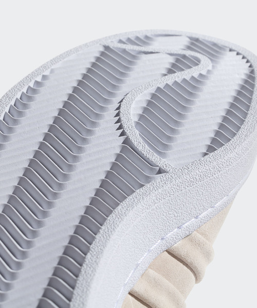 adidas（アディダス）の「オリジナルス キャンパス [CAMPUS STITCH AND TURN]（スニーカー・メンズ・ブラック/アイボリー・22.0cm/22.5cm/23.0cm/23.5cm/24.0cm/24.5cm/25.0cm/25.5cm/26.0cm/26.5cm/27.0cm/27.5cm/28.0cm/28.5cm/29.0cm/29.5cm/30.0cm/31cm/30.5cm）」の14枚目の写真