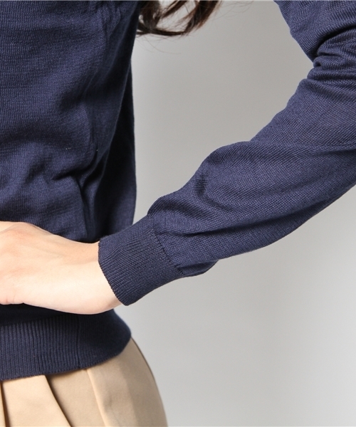 earth music&ecology(アースミュージックアンドエコロジー)の「●mina 5月号 掲載●ピマコットンクルーカーディガン(カーディガン/ボレロ・レディース・杢グレー/ベージュ系その他/グリーン/イエロー/ロイヤルブルー/ピンク/レッド/ネイビー・SMALL/MEDIUM)」の15枚目の写真