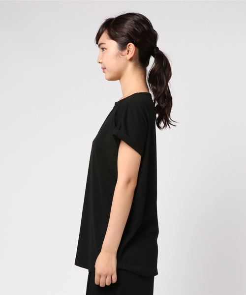 KOBE LETTUCE（コウベレタス）の「うるおい保湿成分アルガンオイル配合☆袖ロールアップシンプルカットソーTシャツ/トップス/レディース[C3309]神戸レタス（Tシャツ/カットソー・レディース・ブラック/ネイビー/オフホワイト/グリーン/ホワイト×ブラック・FREE）」の16枚目の写真