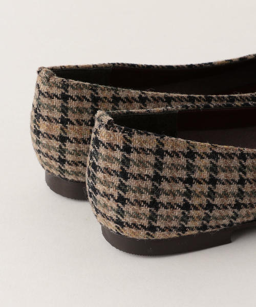 BEAUTY&YOUTH UNITED ARROWS(ビューティーアンドユースユナイテッドアローズ)の「BY チェックVカット スクエアフラットパンプス ◆(パンプス・レディース・その他1・35h/37h/36h/38/36/37)」の7枚目の写真