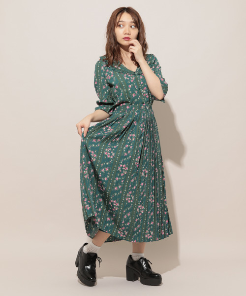 apres jour(アプレジュール)の「フリル襟花柄ブラウス【ZOZOTOWN限定アイテム】(シャツ/ブラウス・レディース・ブラック/グリーン/ベージュ・フリー)」の18枚目の写真