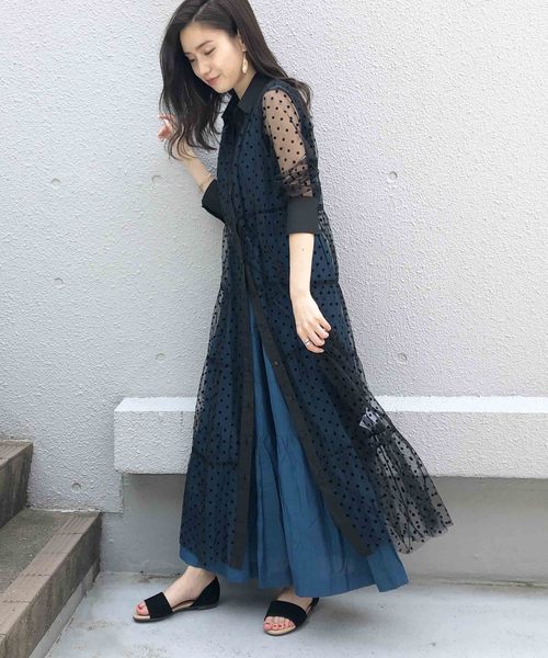 PICCIN（ピッチン）の「ドットフロッキーティアードシャツワンピース（ワンピース・レディース・ブラック・MEDIUM）」の4枚目の写真