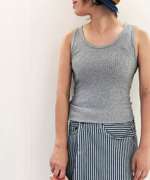 Born（ボーン）の「Born Rib Pleat Tank Top/ボーン リブ プリーツ タンク トップ（タンクトップ・レディース・ホワイト/ネイビー/レッド/オリーブ/サックスブルー/マスタード/杢グレー・FREE）」の19枚目の写真