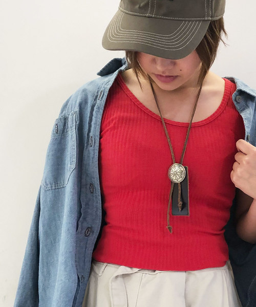 Born（ボーン）の「Born Rib Pleat Tank Top/ボーン リブ プリーツ タンク トップ（タンクトップ・レディース・ホワイト/ネイビー/レッド/オリーブ/サックスブルー/マスタード/杢グレー・FREE）」の18枚目の写真