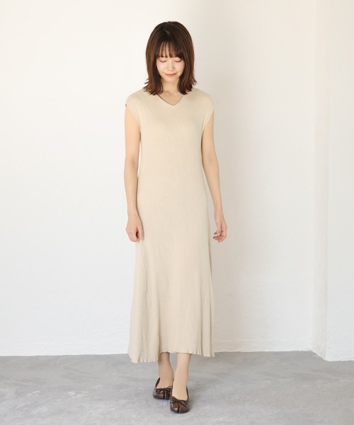 SESTO（セスト）の「足袋パンプス/タビバレエ（バレエシューズ・レディース・ホワイト/ブラック/ダークブラウン/ベージュ/グレイッシュベージュ・22.5cm/23.5cm/24.5cm/25.5cm/23.0cm/24.0cm/22.0cm）」の21枚目の写真