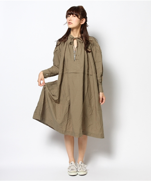 BEAMS BOY（ビームスボーイ）の「◎BEAMS BOY / タイプライター スモッグ ワンピース（ワンピース・レディース・ベージュ/ネイビー・ONE SIZE）」の13枚目の写真